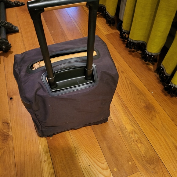 Louis Vuitton Pegase carry on - Picture 14 of 16